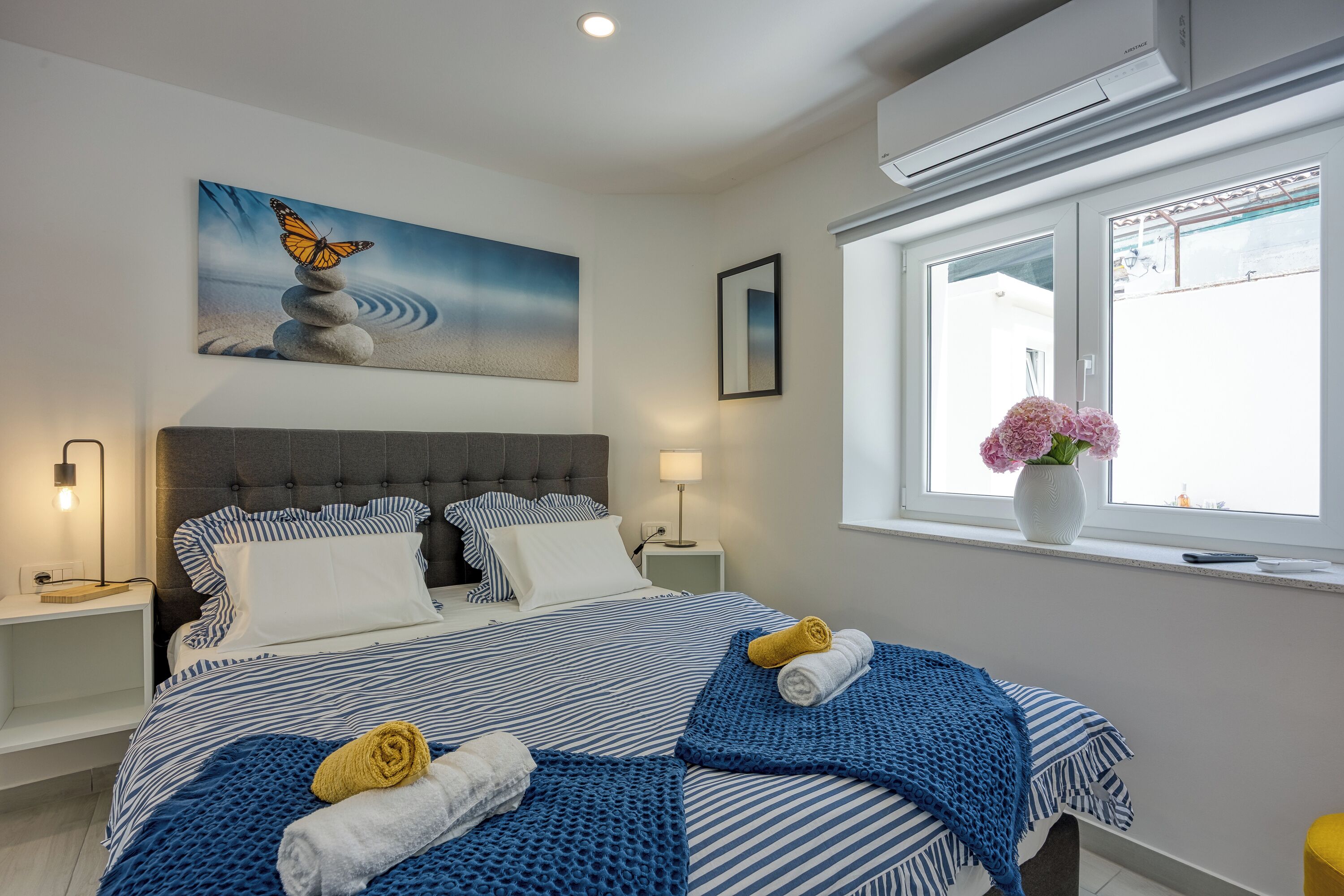 Iron/ironing board, free WiFi, bed sheets