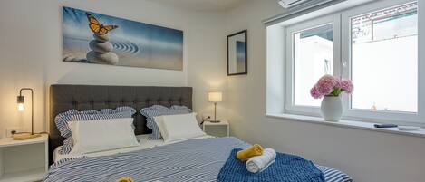 Family Studio (Summer Breeze Studio Mali Lošinj) | Iron/ironing board, free WiFi, bed sheets