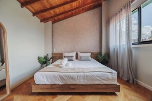 3 bedrooms, WiFi, bed sheets