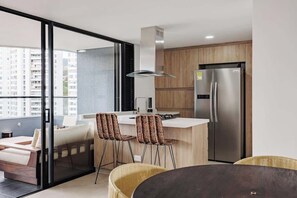 Interior - EP| Modern 2 BR W/Workspace, Views, Pool, Gym (Medellín)