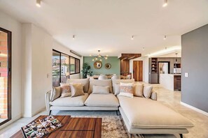 Fernseher, Arbeitsbereiche