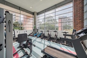 Fitness facility - |EP| Provenza Apt w/AC, Balcony, Views (Medellín)