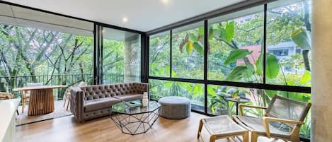 Fernseher, Arbeitsbereiche