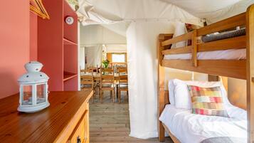 3 chambres, draps fournis