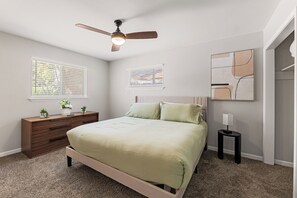 3 Schlafzimmer, Bügeleisen/Bügelbrett, kostenloses WLAN, Bettwäsche