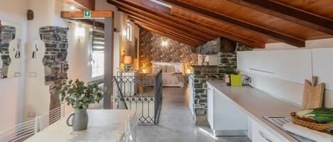 Apartment | 6 bedrooms