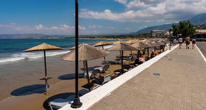 WELCOME in beautifoul Georgioupoli.
Perfect litle villa for Families or Couples.