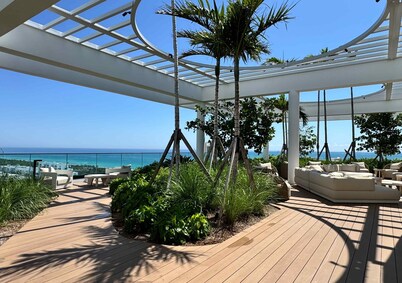 Luxury Condos Near Miami Beach 