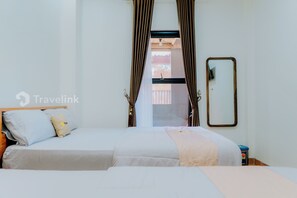 Standard-Zweibettzimmer | Laptopgeeigneter Arbeitsplatz, kostenloses WLAN