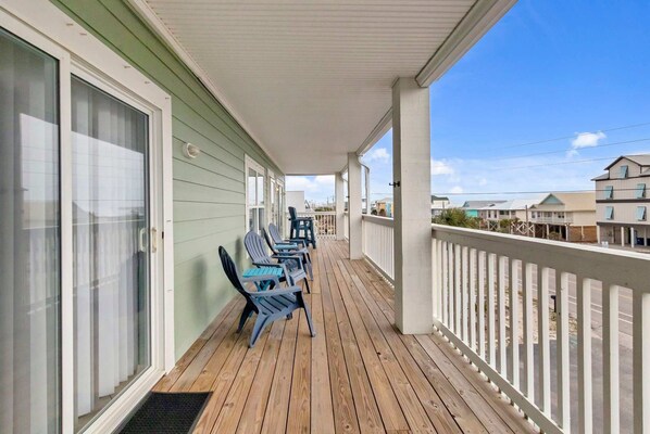 公寓, 无障碍 | 3 多间卧室、高速上网