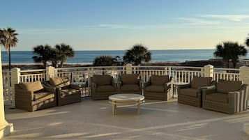 Apartment, Accessible | 3 bedrooms, Internet