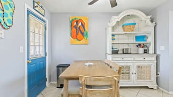 Apartamento | 4 dormitorios y Internet