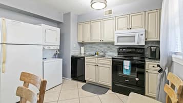 Apartment | 2 bedrooms, Internet