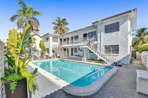 1 bedroom - Waves on Desoto Lovely Studio 2 (Hollywood)