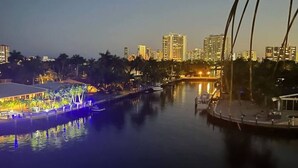 Exterior - Beautiful Water View Golden Isles (Hallandale Beach)