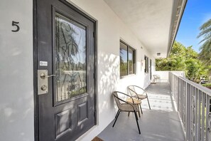 1 bedroom - Waves On Walnut 5-beach Access (Hollywood)