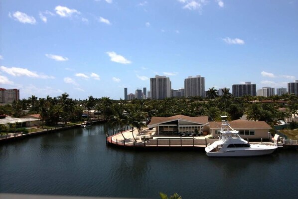 Exterior - Golden Isles 509 in Hallandale Beach (Hallandale Beach)