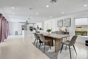 House, Accessible | 3 bedrooms - Florence Villa Heated Pool (Fort Lauderdale)