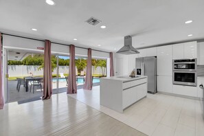 Maison, accessible aux personnes à mobilité réduite | Cuisine privée