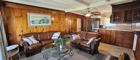 Smart TV, reproductor de DVD y libros