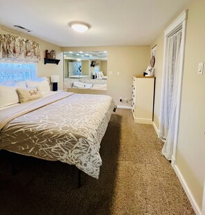 1 bedroom, iron/ironing board, free WiFi, bed sheets