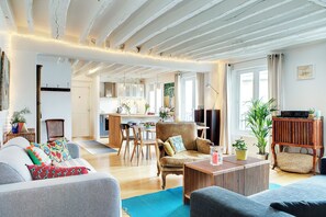 Comfort Apartment | Living area