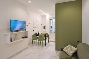 Smart TV - Nice Stresa - Isola Bella Apartment (Stresa)