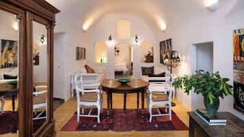 Chara's Home with Caldera View | Aire de séjour