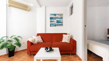 1 chambre, fer et planche Ă repasser, Wi-Fi gratuit, draps fournis