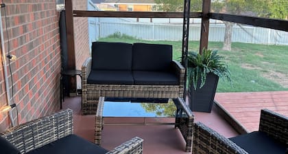 Cozy, comfortable home in a quiet neighborhood!