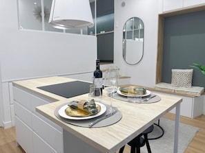 Studio, vue cour intérieure | Cuisine privée