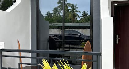 Room-relaxing Beachfront Getaway in Carr