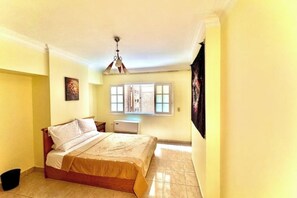 1 bedroom, WiFi, bed sheets