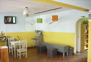Lobby - Hostel Viajeros (Puerto Madryn)