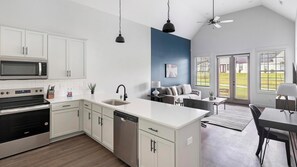 Fridge, dining tables - Landing | Spectacular 2BD, Clubhouse, Gym (Athens)