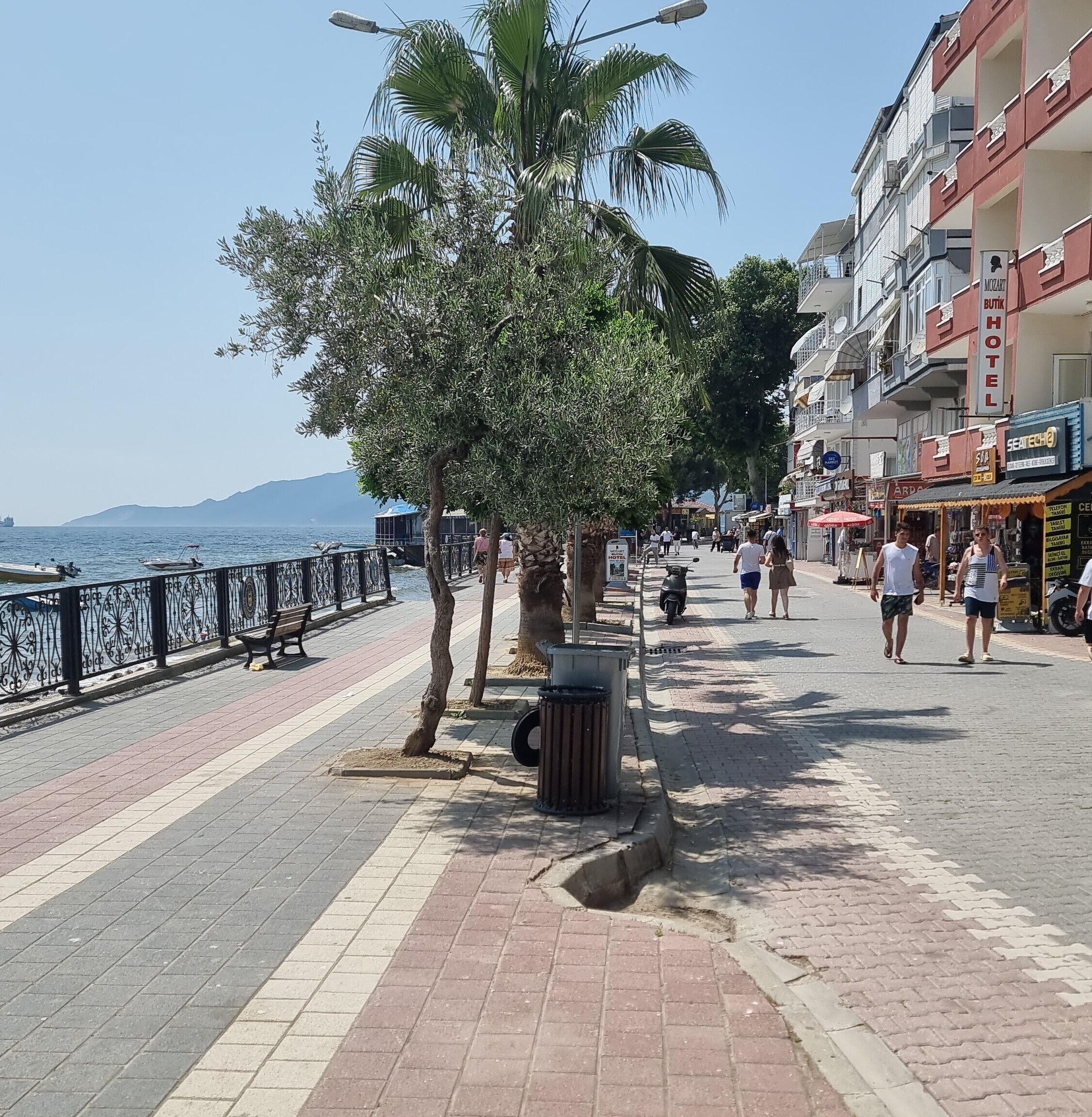 บริเวณภายนอก