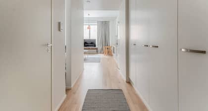 Come in! `Värjäri` Stunning stud