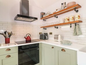 Dishwasher, cookware/dishes/utensils