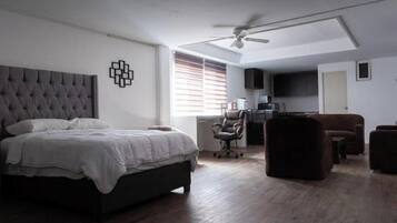 1 bedroom, iron/ironing board, WiFi, bed sheets