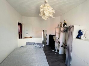 บ้านพัก | 5 ห้องนอน
