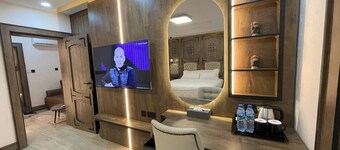 The Westbury Inn Hotels and Apartments