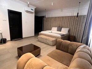 Luxury Apartment | Living area - Ace Apartment (Lagos)