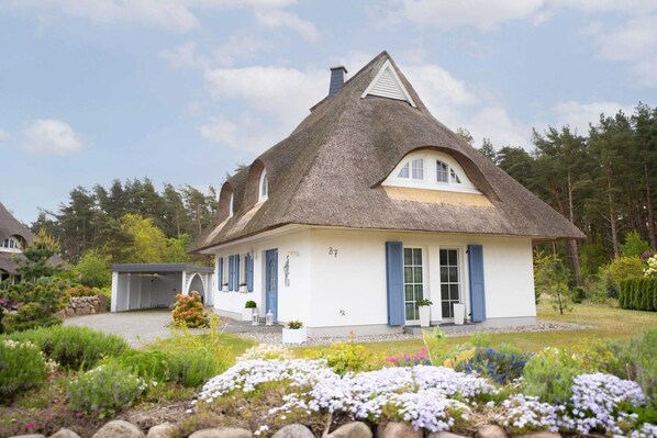 منزل | المنشأة من الخارج