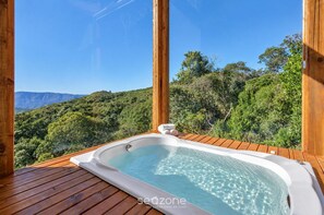 Outdoor spa tub - Cabana c\Jacuzzi prox. de Florianópolis VST014 (Anitapolis)