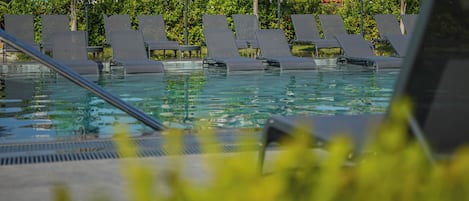 Seasonal outdoor pool