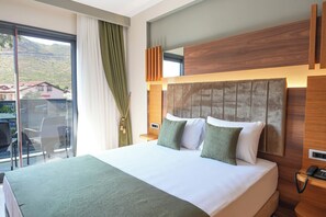 Laptopgeeigneter Arbeitsplatz, kostenloses WLAN