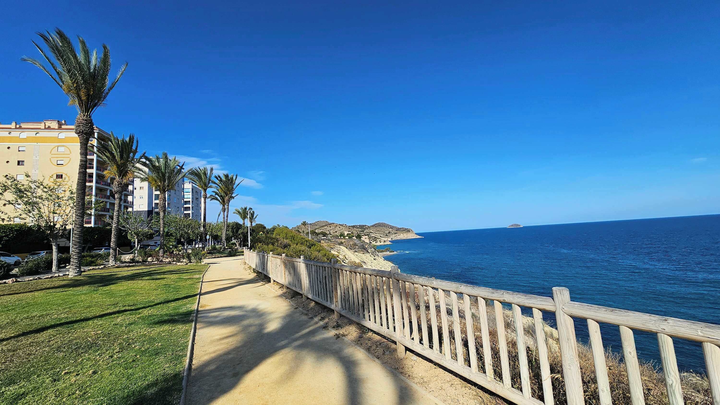 Apartamento | 2 dormitorios y Internet