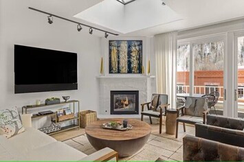 livingrm