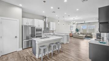 House, Multiple Beds, Pool Access (Cabana Cove Retreat Unit C) | Private kitchen | Fridge, microwave, oven, stovetop