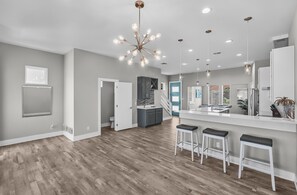 House, Multiple Beds, Pool Access (Cabana Cove Retreat Unit C) | Interior